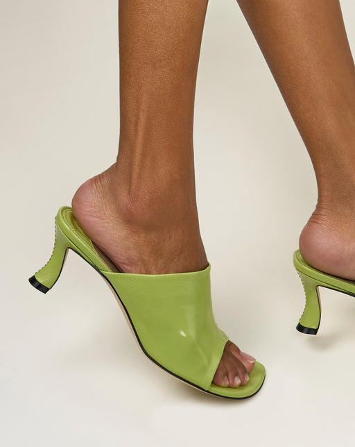 ODILE | Crackle Leather